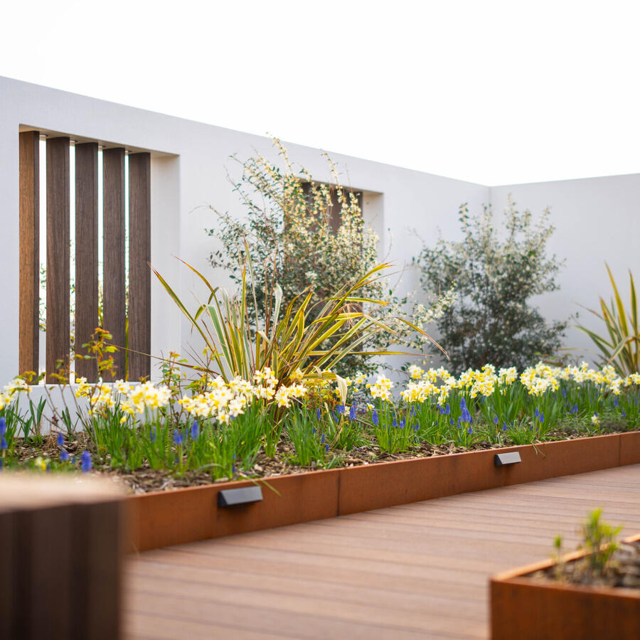 Urban Biotope: Lightweight landscaping, uncompromised impact